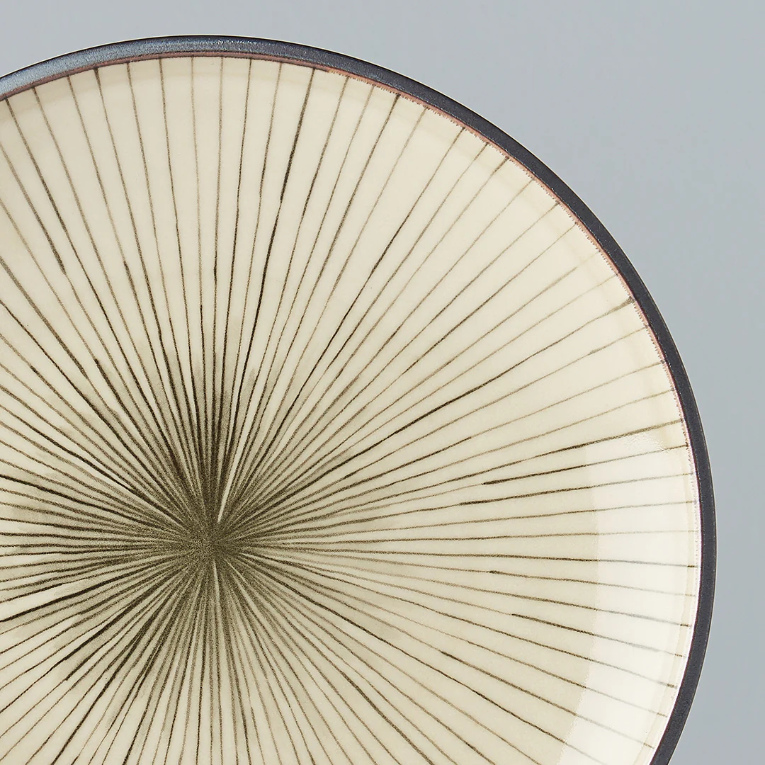 Dark Green Converging Lines side plate 19cm - Image 2