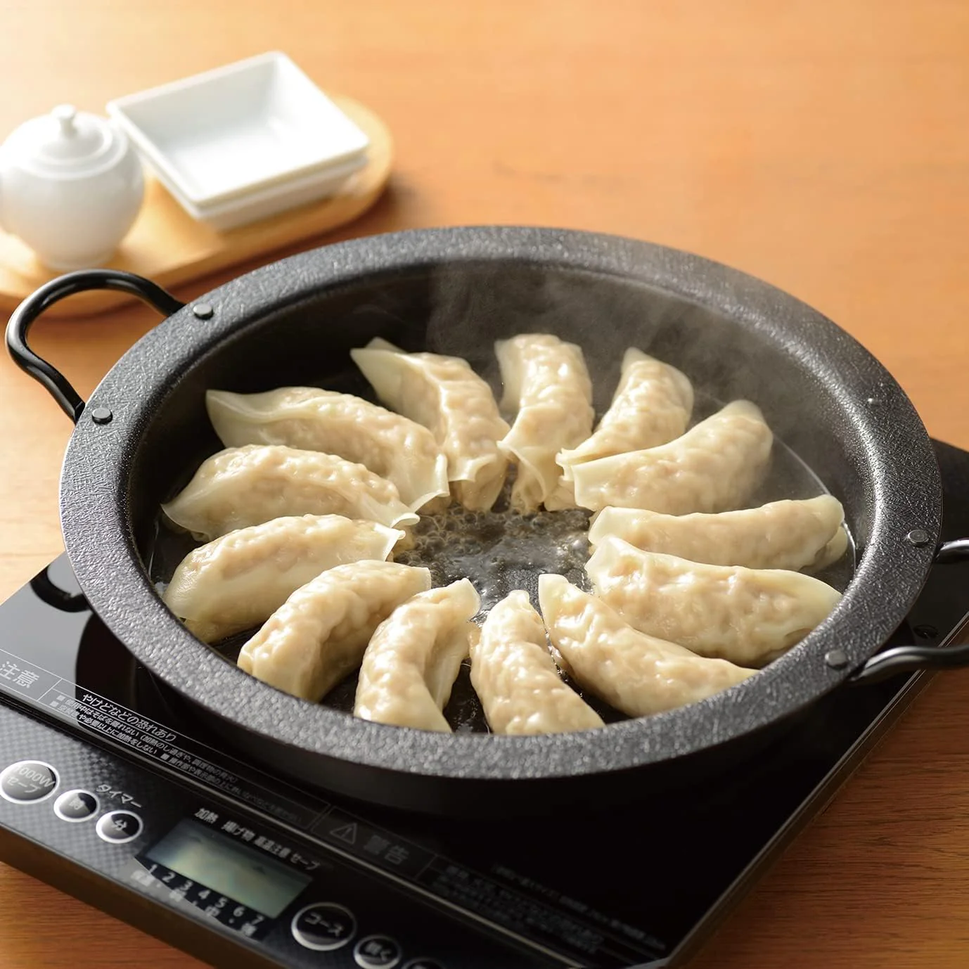 Enzo Iron Yakiniku & Gyoza Grill Pan with Stainless Steel Lid 26cm - Image 5