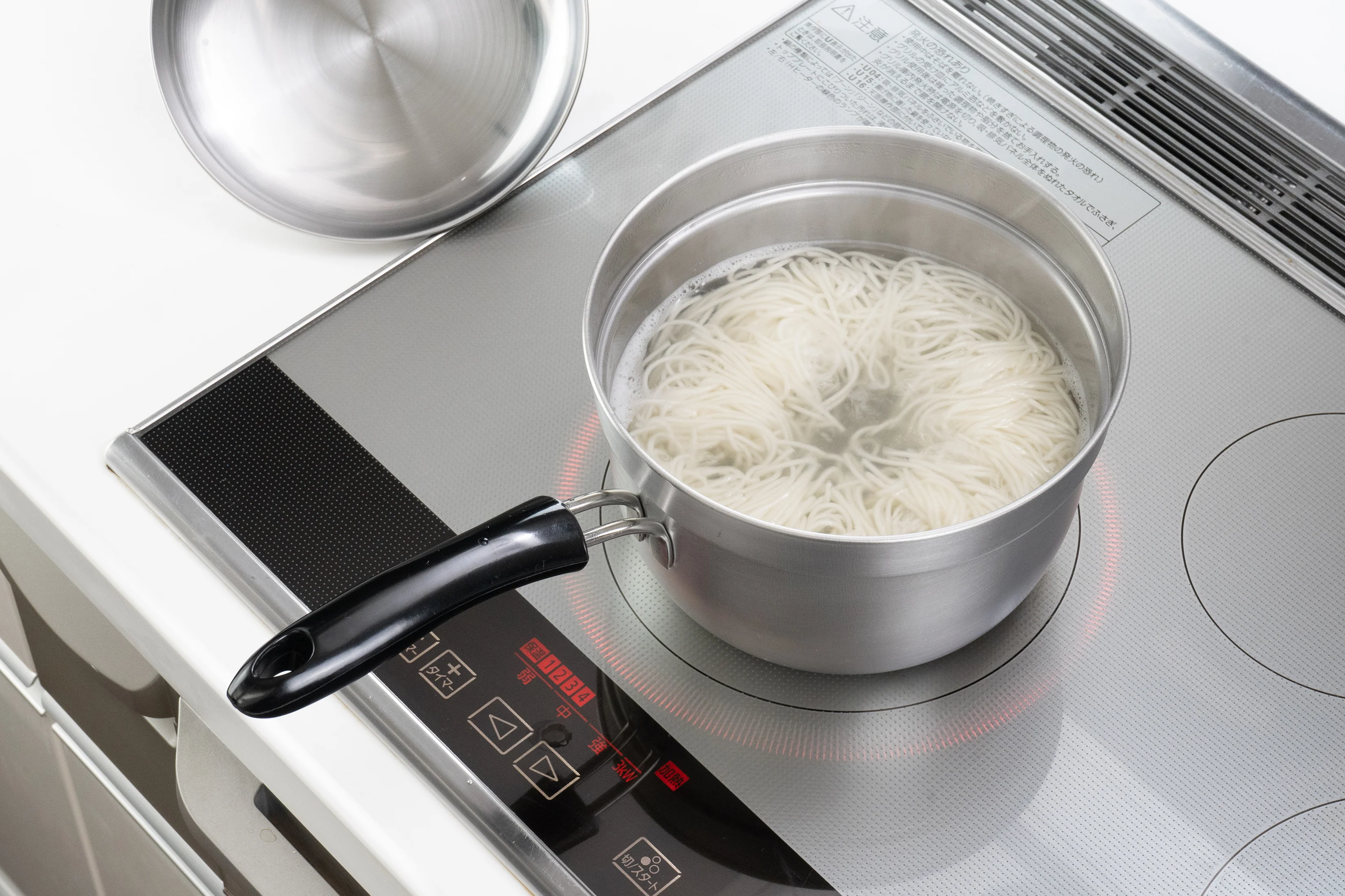 Enzo Stainless Steel Deep-Rim Saucepan 18cm - Image 7