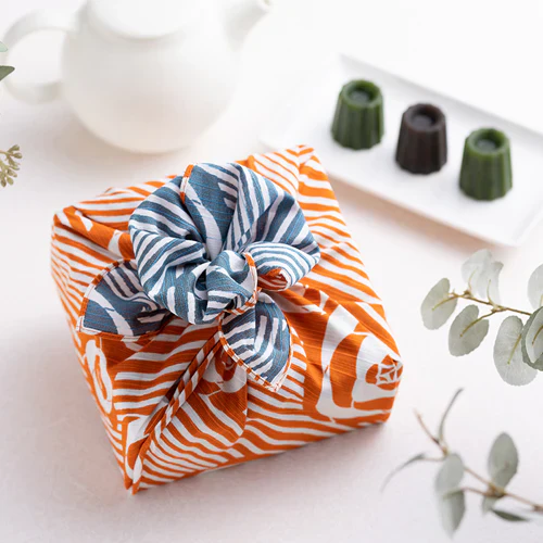 Furoshiki Isa monyo Reversible - Camellia Orange Blue 48cm - Image 2