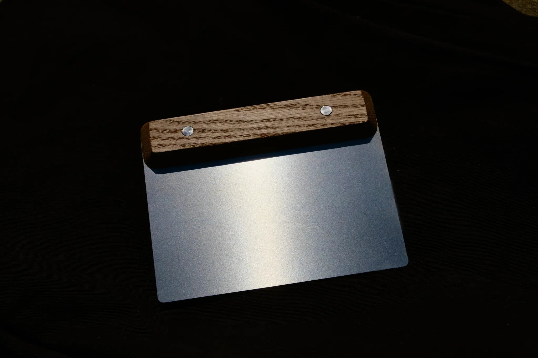 Gestura Stainless Steel Flexi Bench Scraper - Image 3