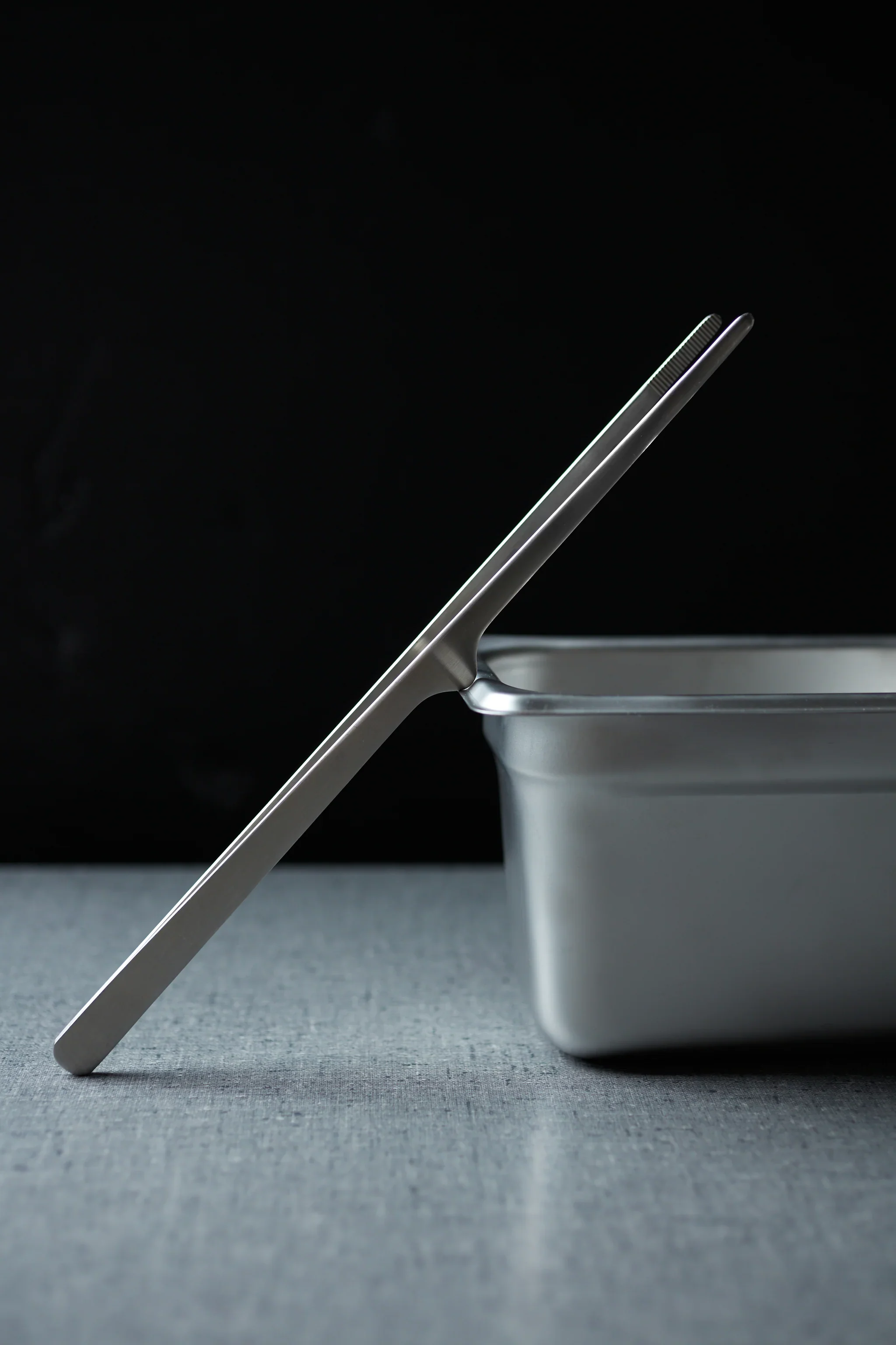 Gestura Stainless Steel Plating Tweezers 25cm - Image 2