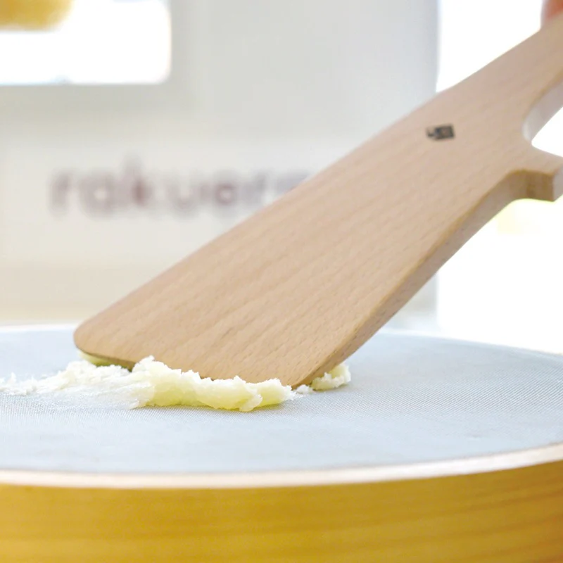 Herabuna Beechwood Square Rest & Hook Spatula 29.5cm - Image 4