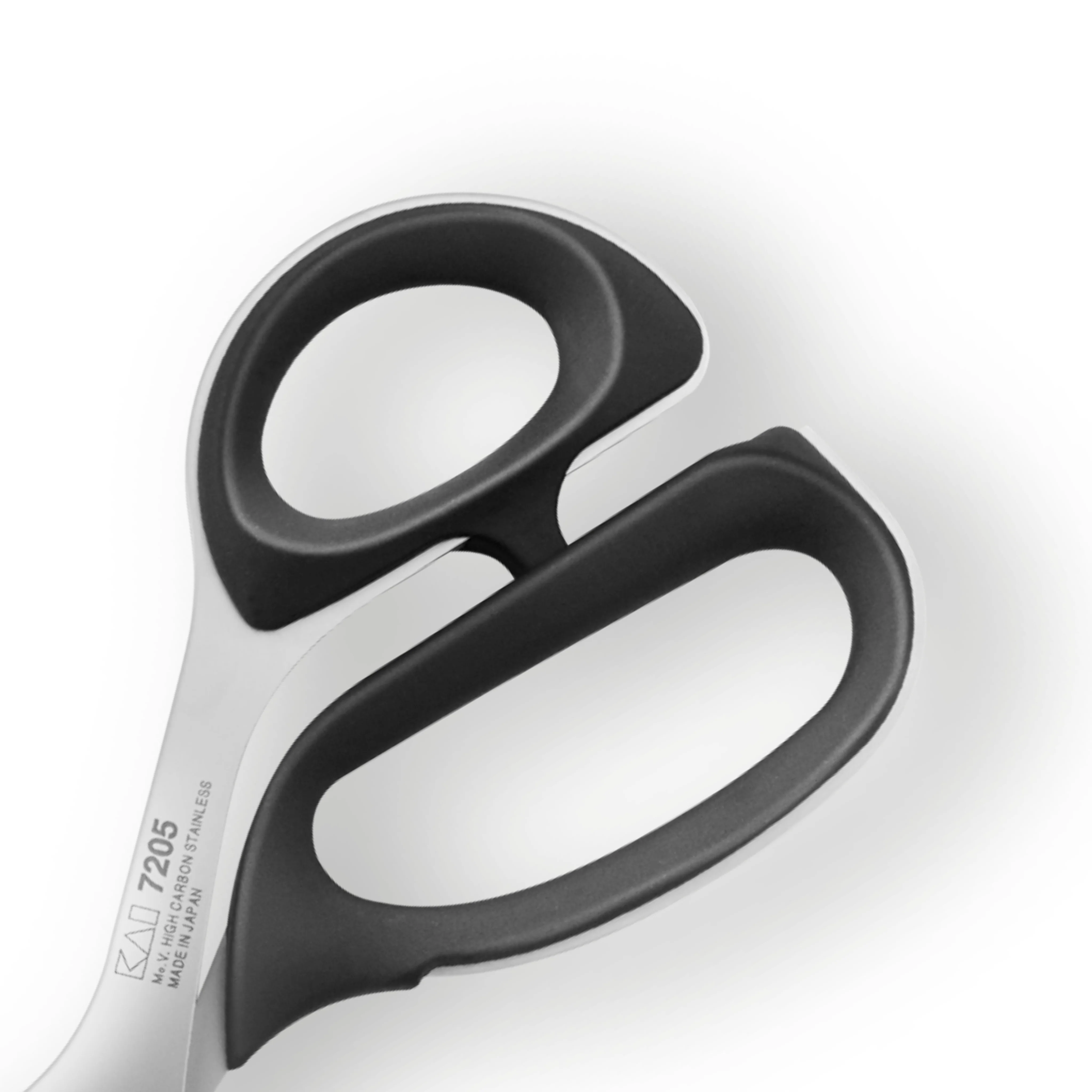 Kai Japanese 7205 Professional Scissors 20.5cm - Image 5