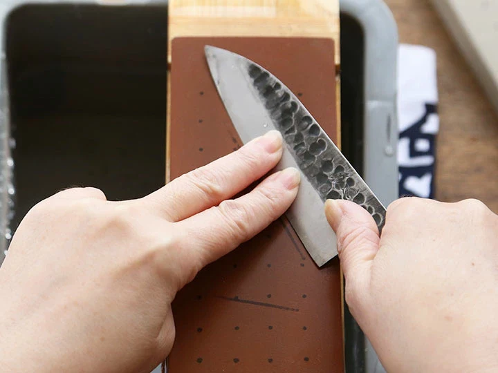King 10 Good Sharpening Stone Set - Togiba - Image 5