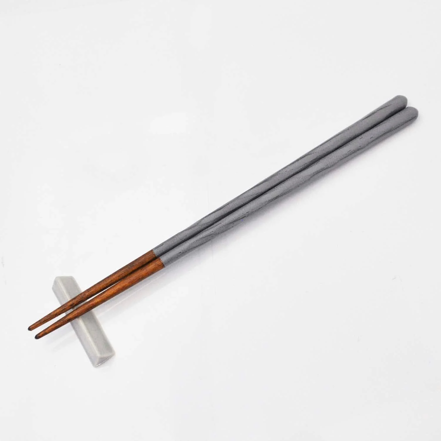 KURABI Grey Chopsticks Gift Set - Image 2