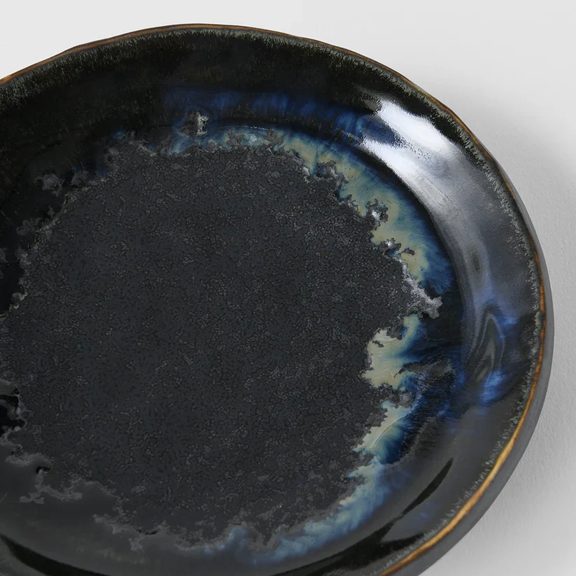 Matt W' Shiny Black Edge Saucer 13cm