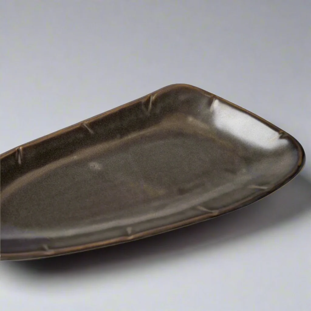 Mist organic triangular plate 27cm - Image 3