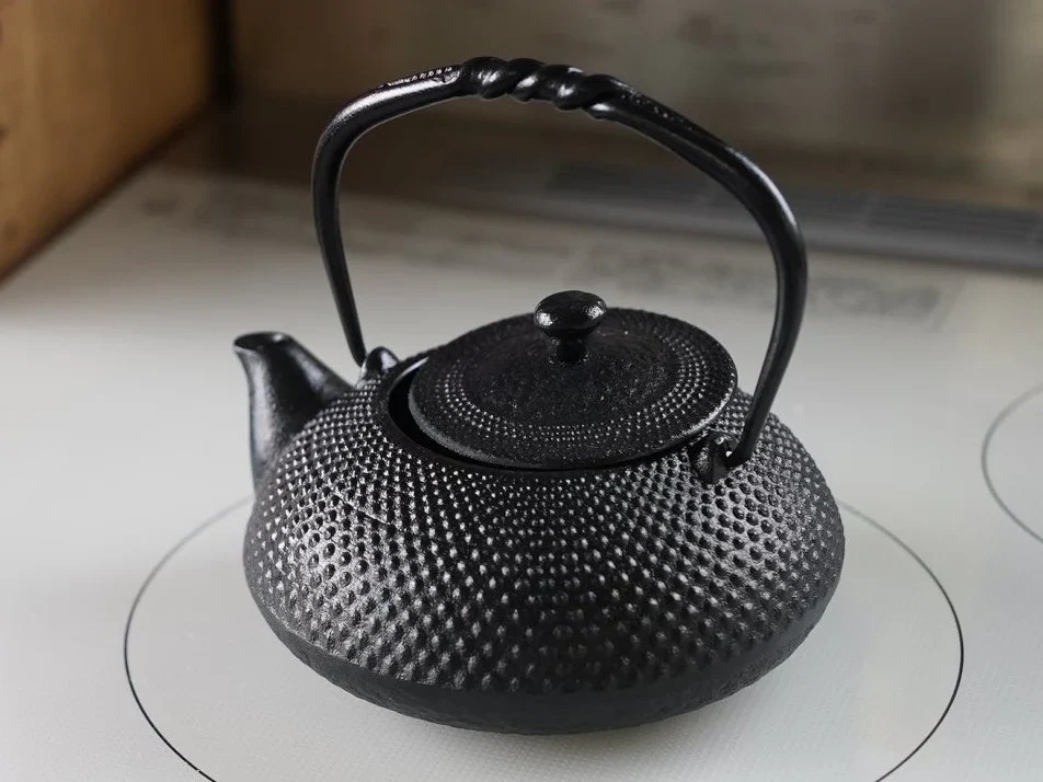 Nambu Cast Iron Dragonfly Kettle 1200ml - Image 12