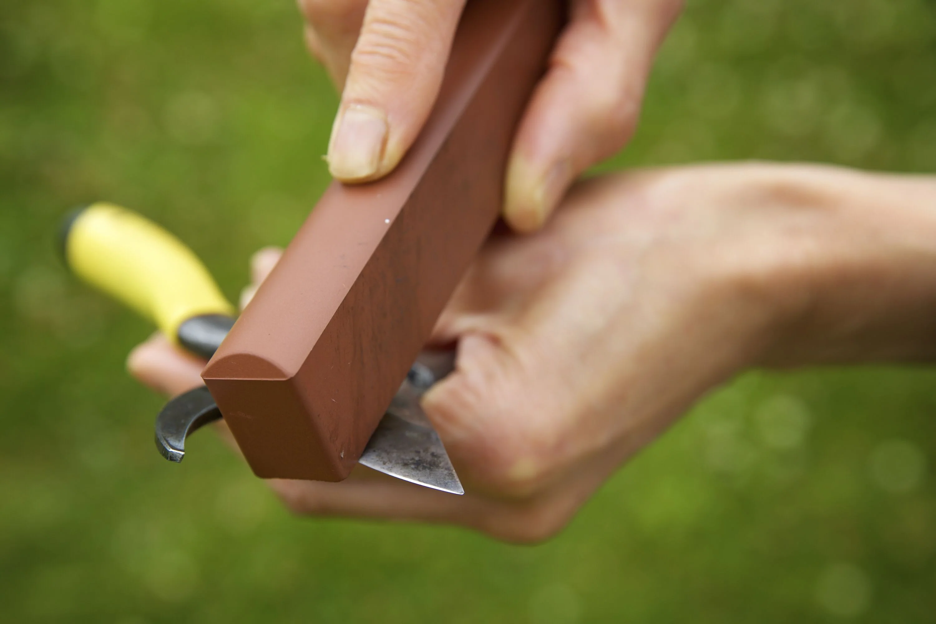 Niwaki Sharpening Stone #1000 - Image 2
