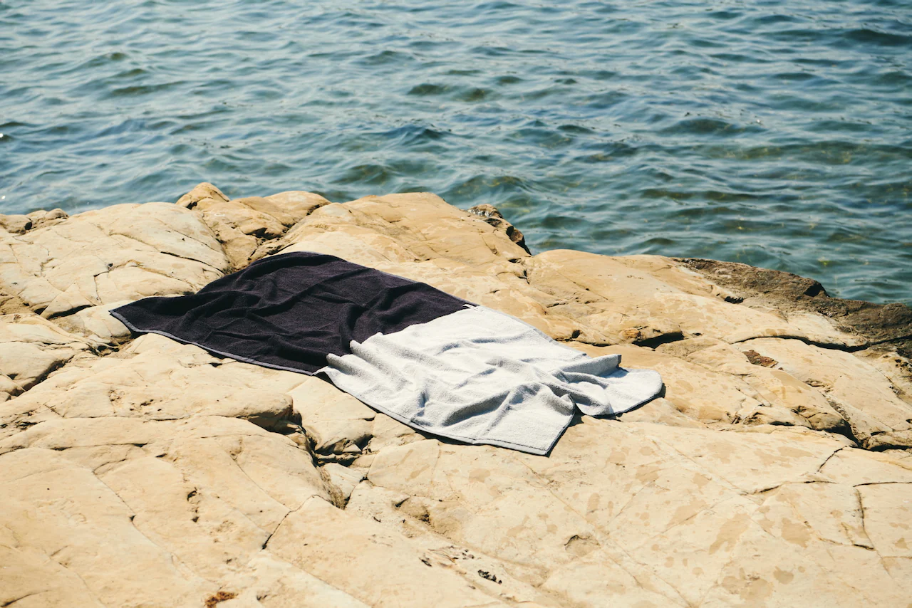 Olsia 2Couleurs Towel - Midnight in Paris - Image 4
