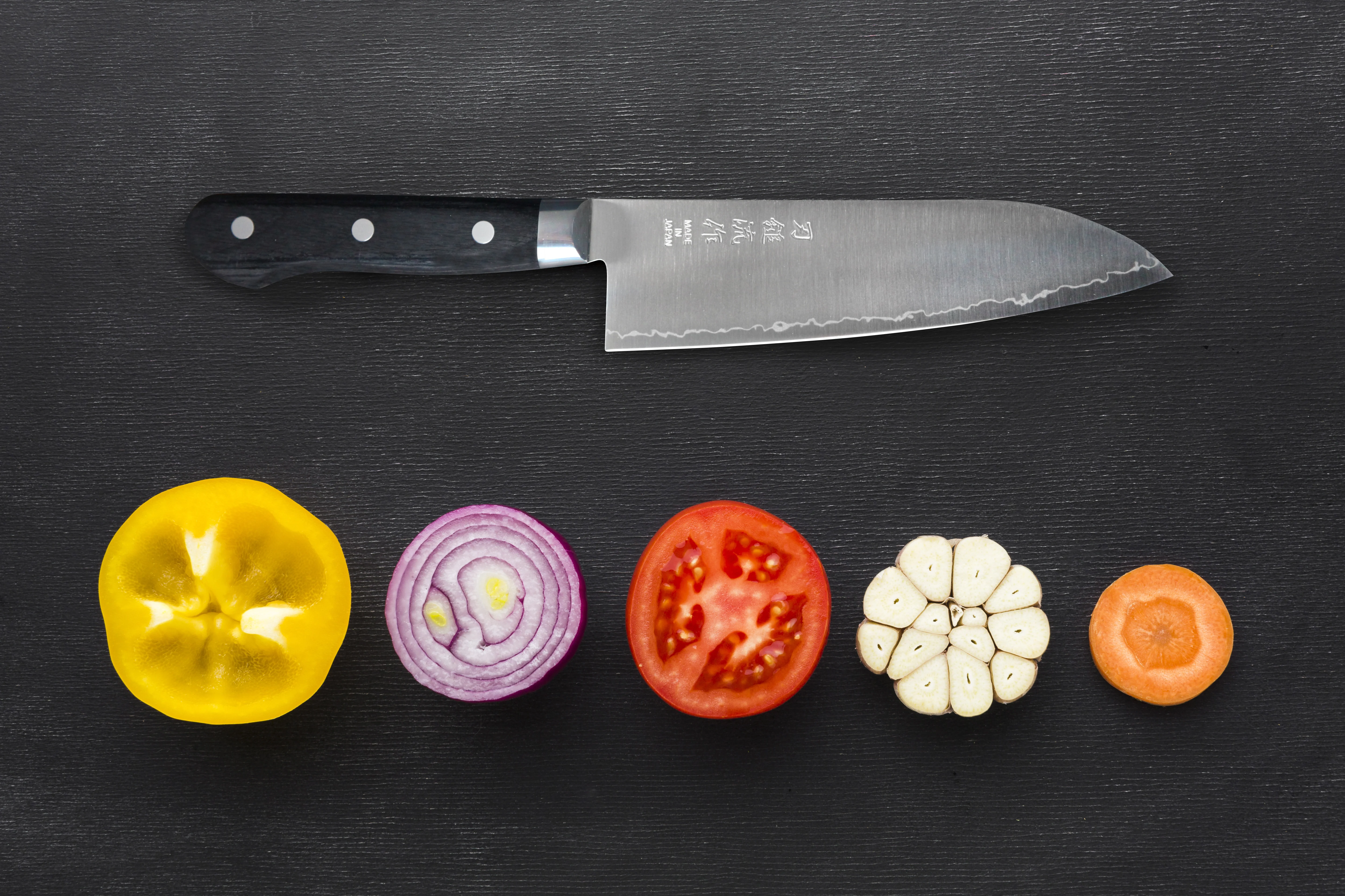 Pateru Warikomi Santoku Knife 16.5cm - Image 8