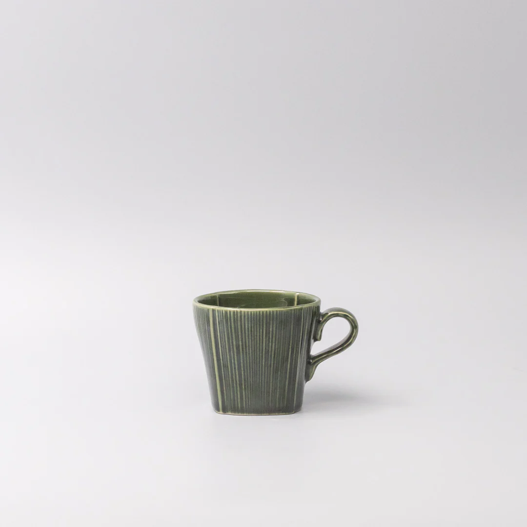 Reeded Oribe green mug with handle 190ml - Image 4