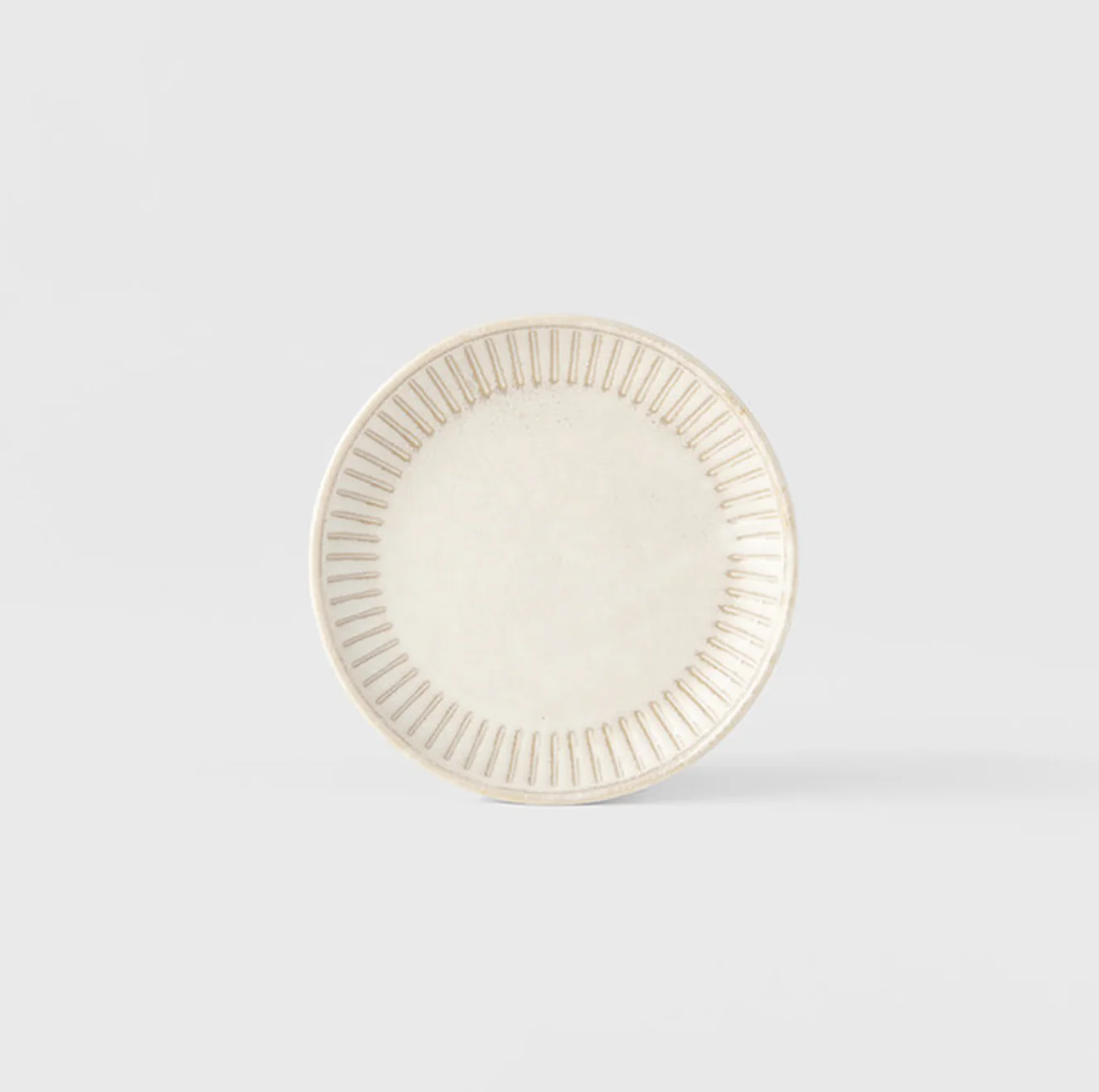 Ridged Alabaster sauce dish 9cm - Image 3