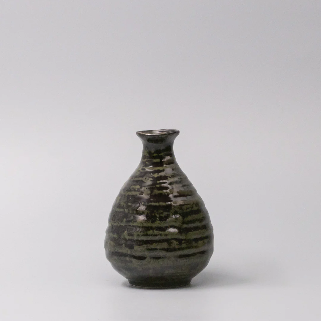 Sake Jug Moss Black 350ml - Image 4