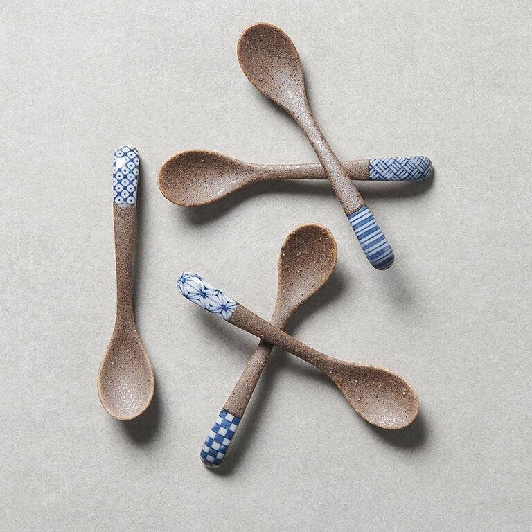 Indigo Basketweave Design small bisque spoon 12.5cm - Image 5