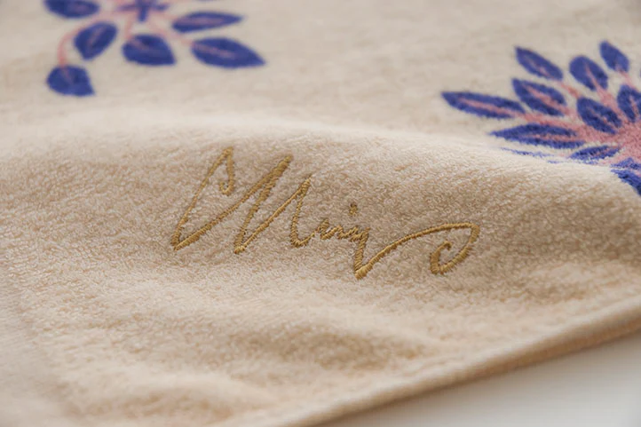 Towel Tenugui: Walking Pheasant Couple 90x34cm - Image 3
