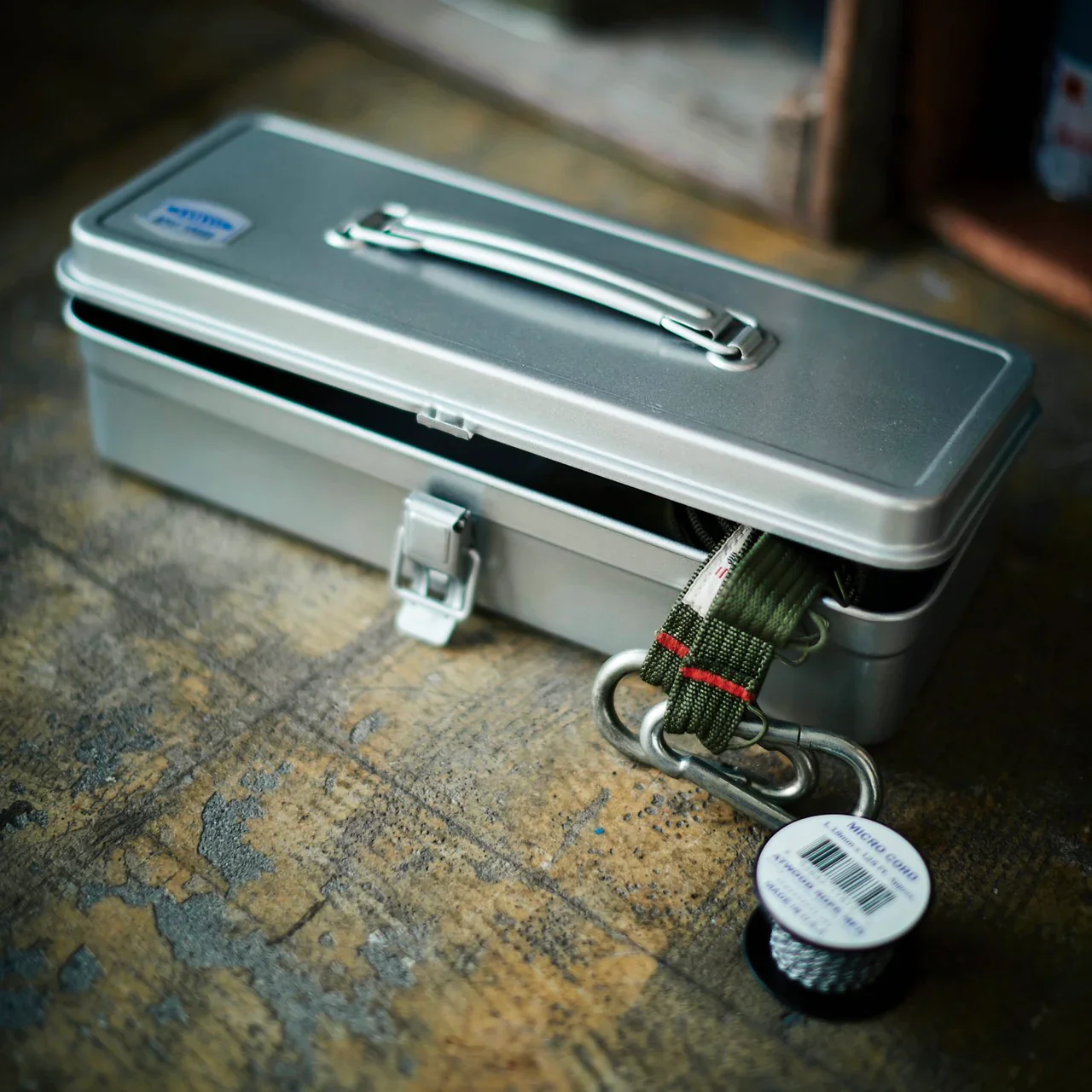 Toyo Steel Trunk Shape Toolbox T-320 Silver - Image 3
