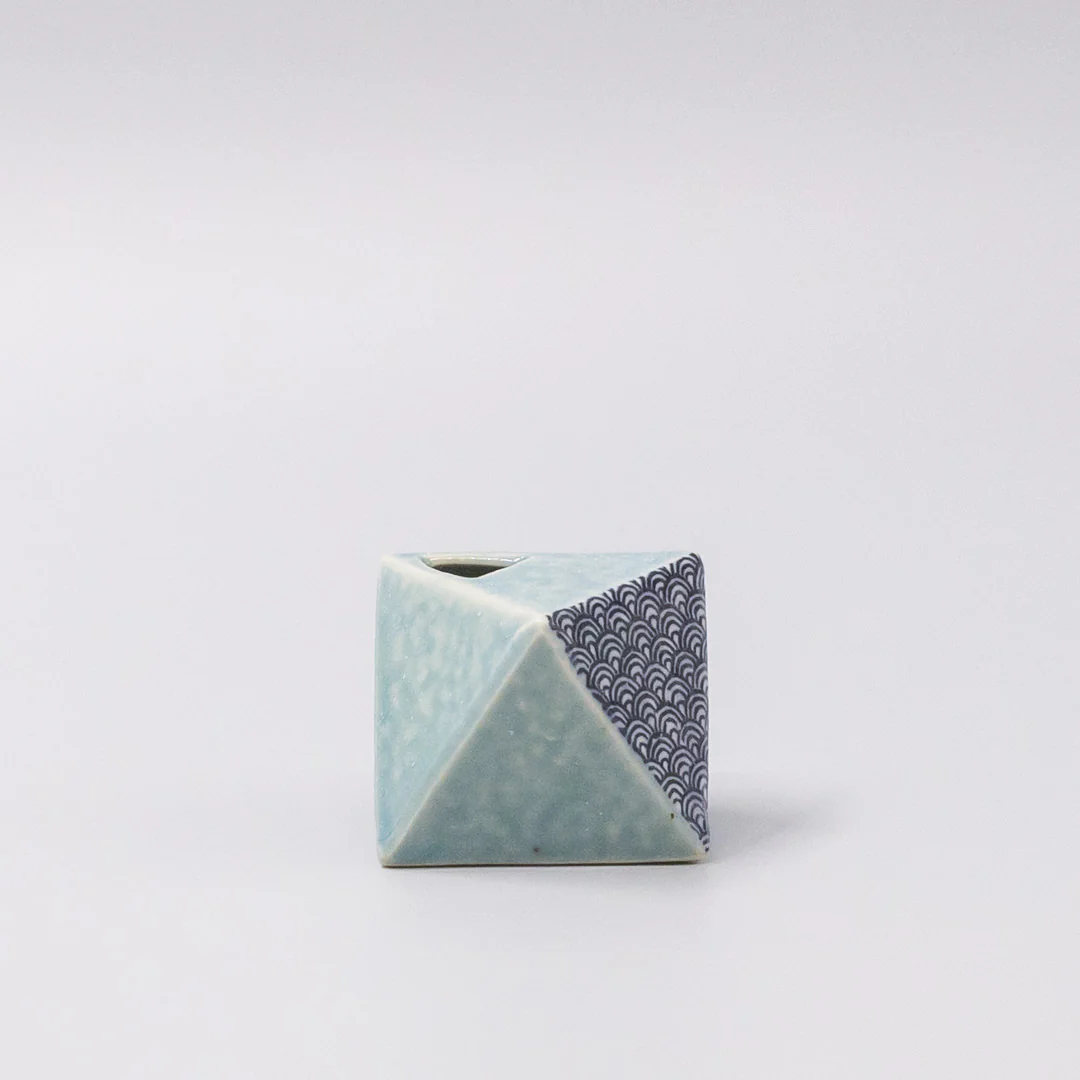 Triangular Turquoise Wave Vase - Image 4