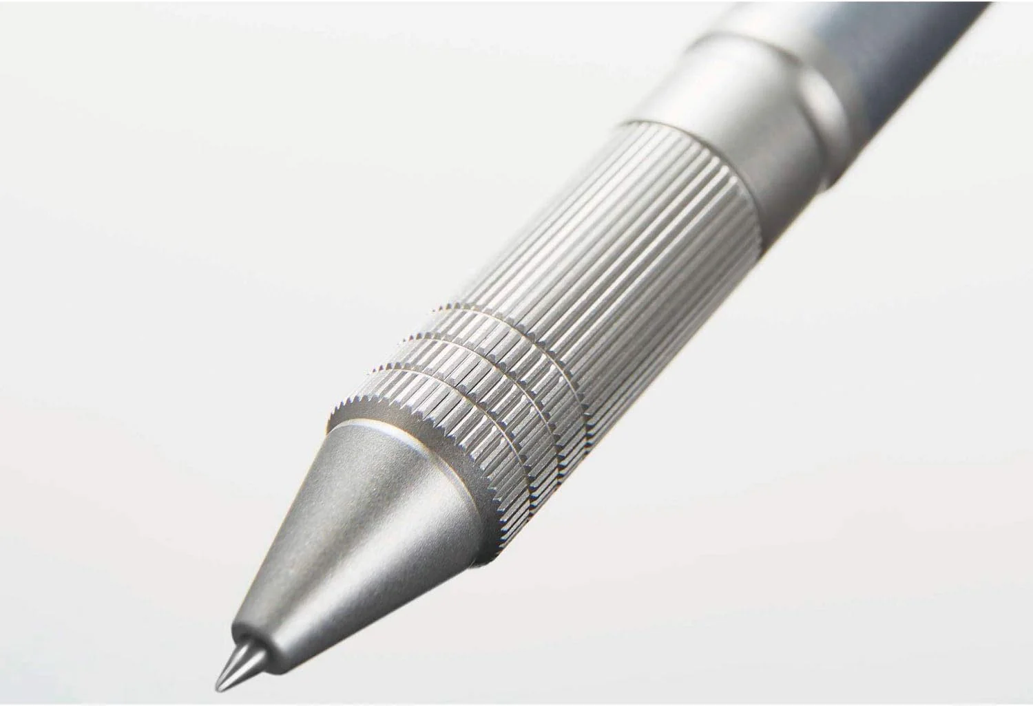 Uni Jetstream 4&1 Metal Edition Multi Pen - Gun Metallic - Image 3