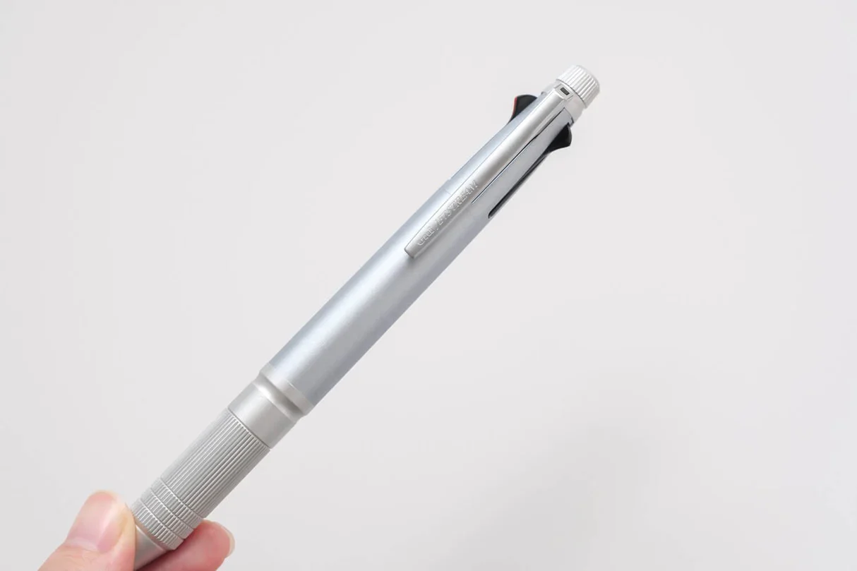 Uni Jetstream 4&1 Metal Edition Multi Pen - Ice Silver - Image 3