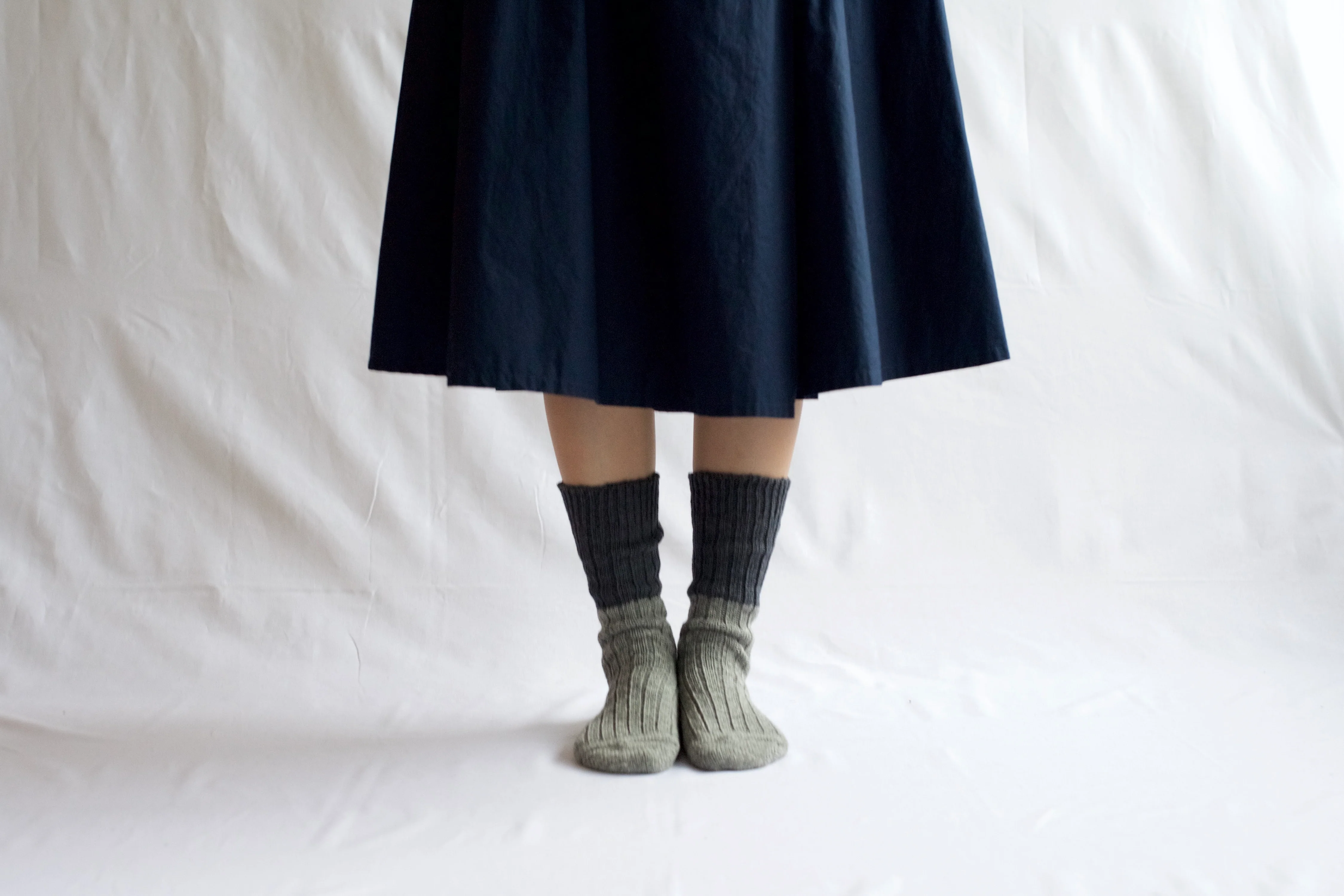 Wool Cotton Slab Socks - Charcoal - Image 3